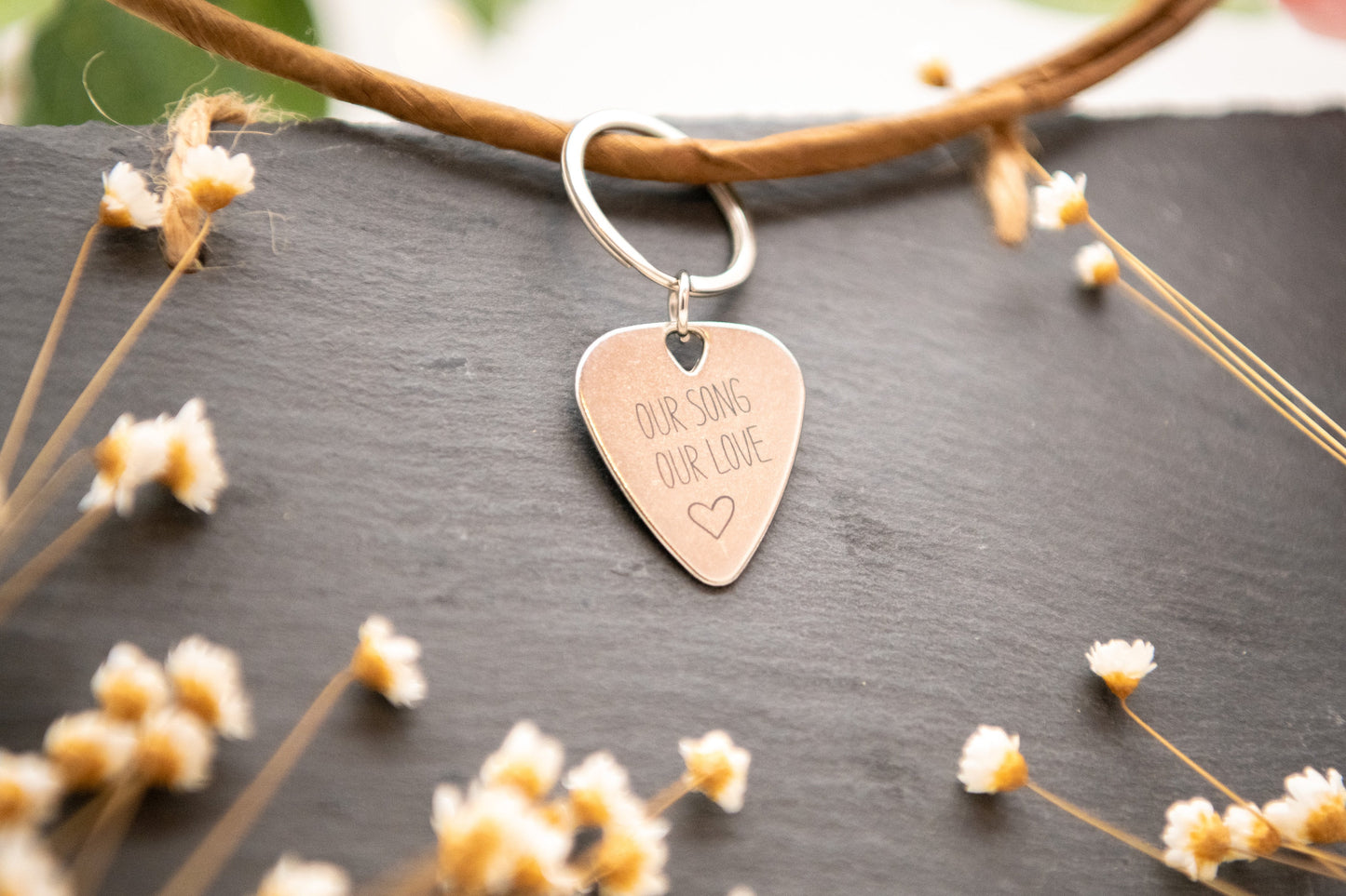 Schlüsselanhänger Metall, personalisiert, Geschenk Musiker ,Paare, Plektrum, Weihnachtsgeschenk, Musik Code, Wunschtext, Gitarren, Mann