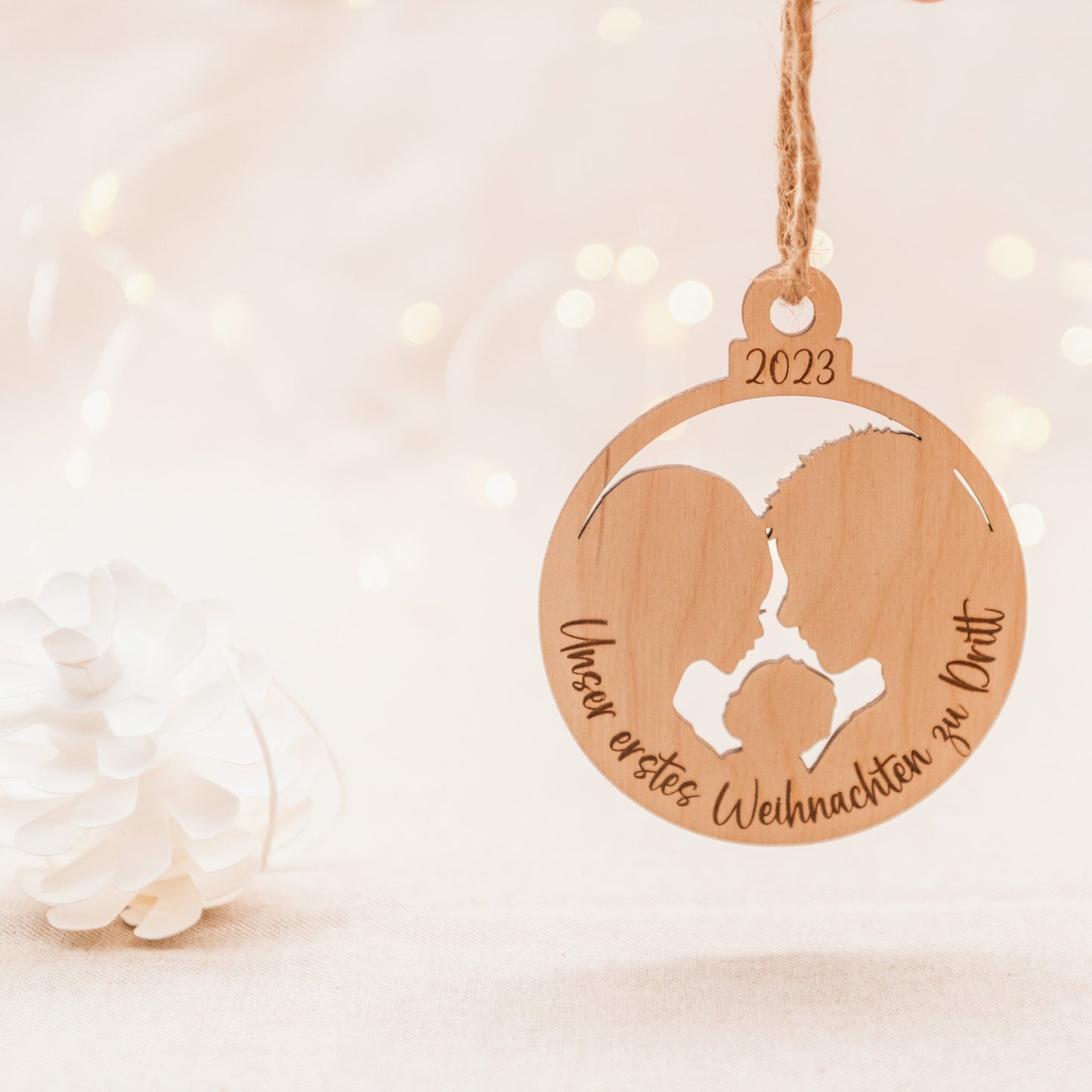 Weichnatsbaumschmuck personalisiert "Erstes Weihnachten" mit optionalem Wunschtext. Geschenk für das erste Weihnachten Papa und Mama
