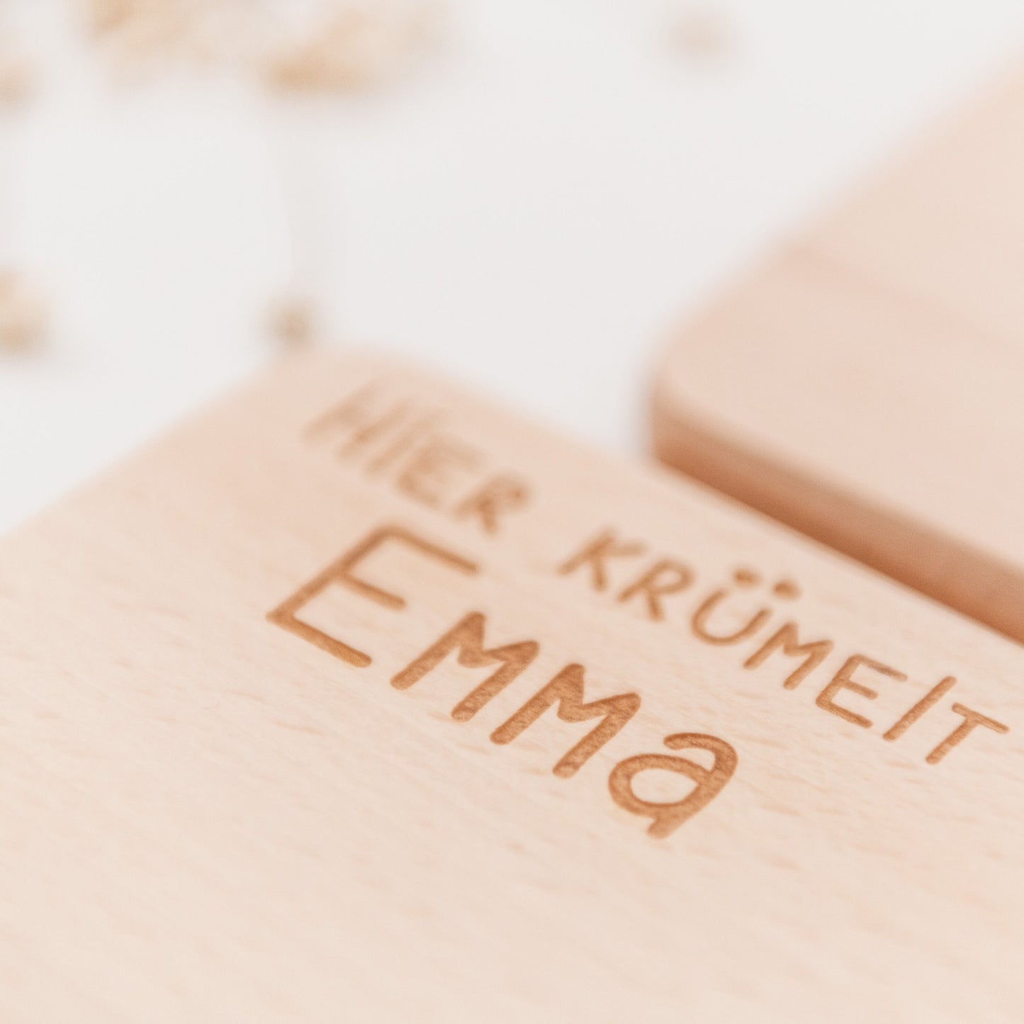 Frühstücksbrett personalisiert für Mädchen, Kinder mit Waldtieren als Kindergeschenk zur Geburt oder für werdende Eltern