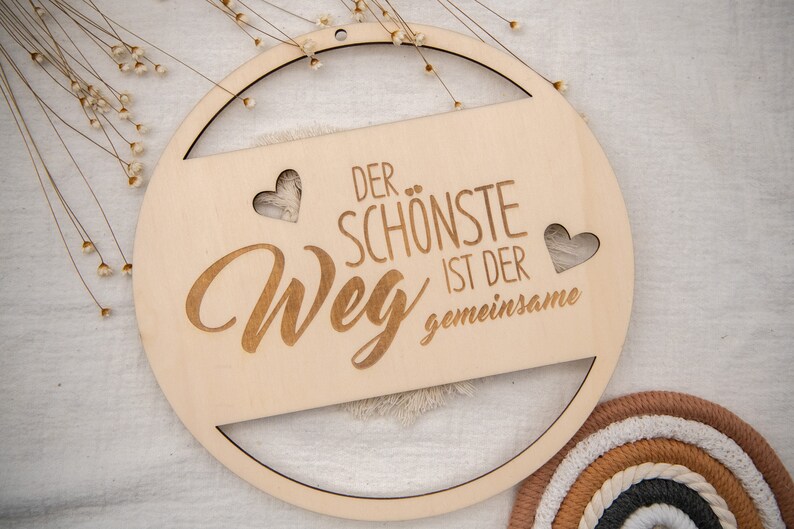 Holzschild „Der schönste Weg“