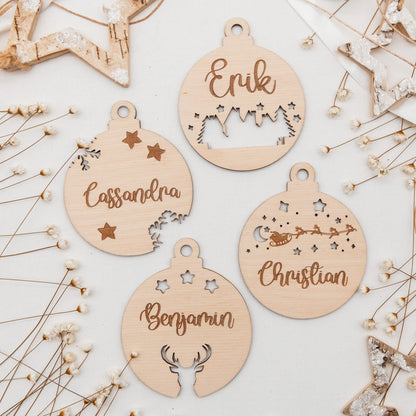 Personalisierte Weihnachtskugel Holz, als Tannenbaumschmuck oder Wandornament 4 verschiedene Designs zur Auswahl